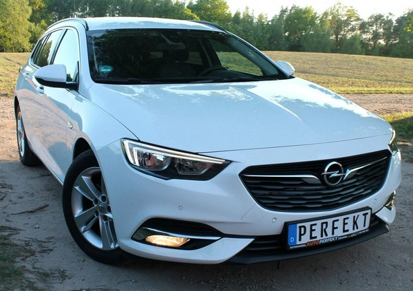 Opel Insignia cena 49999 przebieg: 217000, rok produkcji 2017 z Radków małe 407